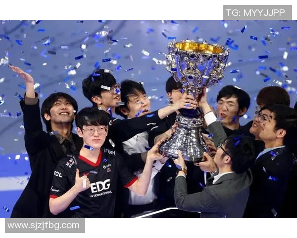 深入分析EDG战队整体压制打法的战术特点与执行策略 深入分析EDG战队整体压制打法的战术特点与执行策略